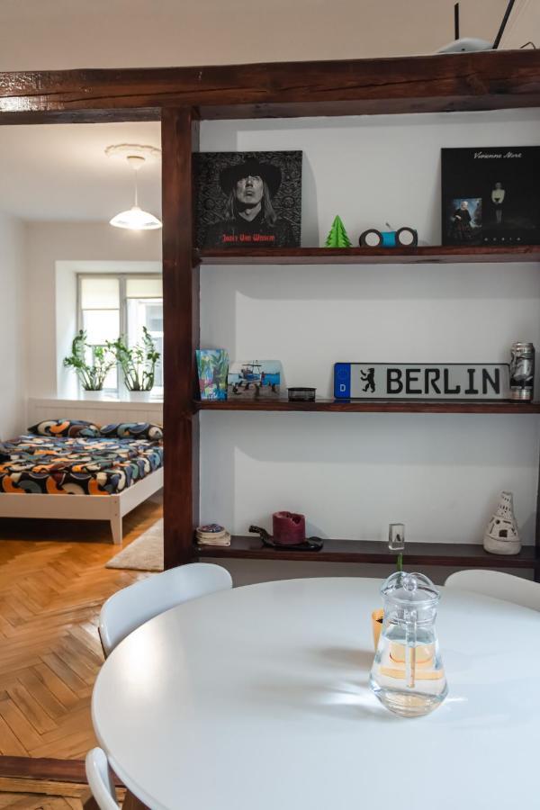 Berlin Apartment Lviv Extérieur photo